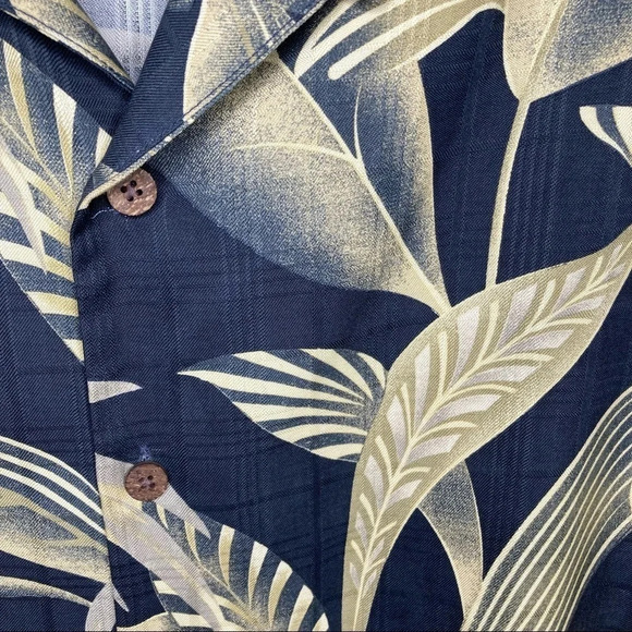 Tommy Bahama Palm Print Silk Shirt Sz: L - Picture 2 of 4